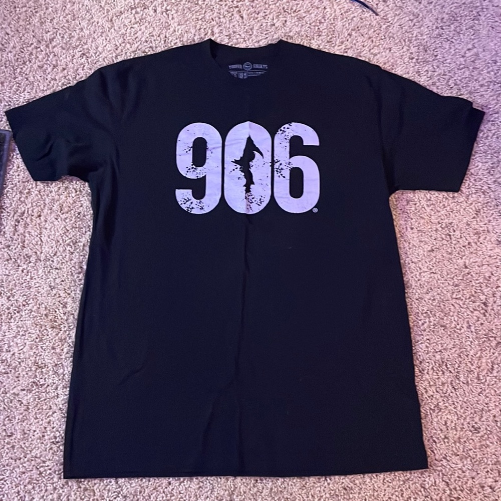 906 T-Shirt